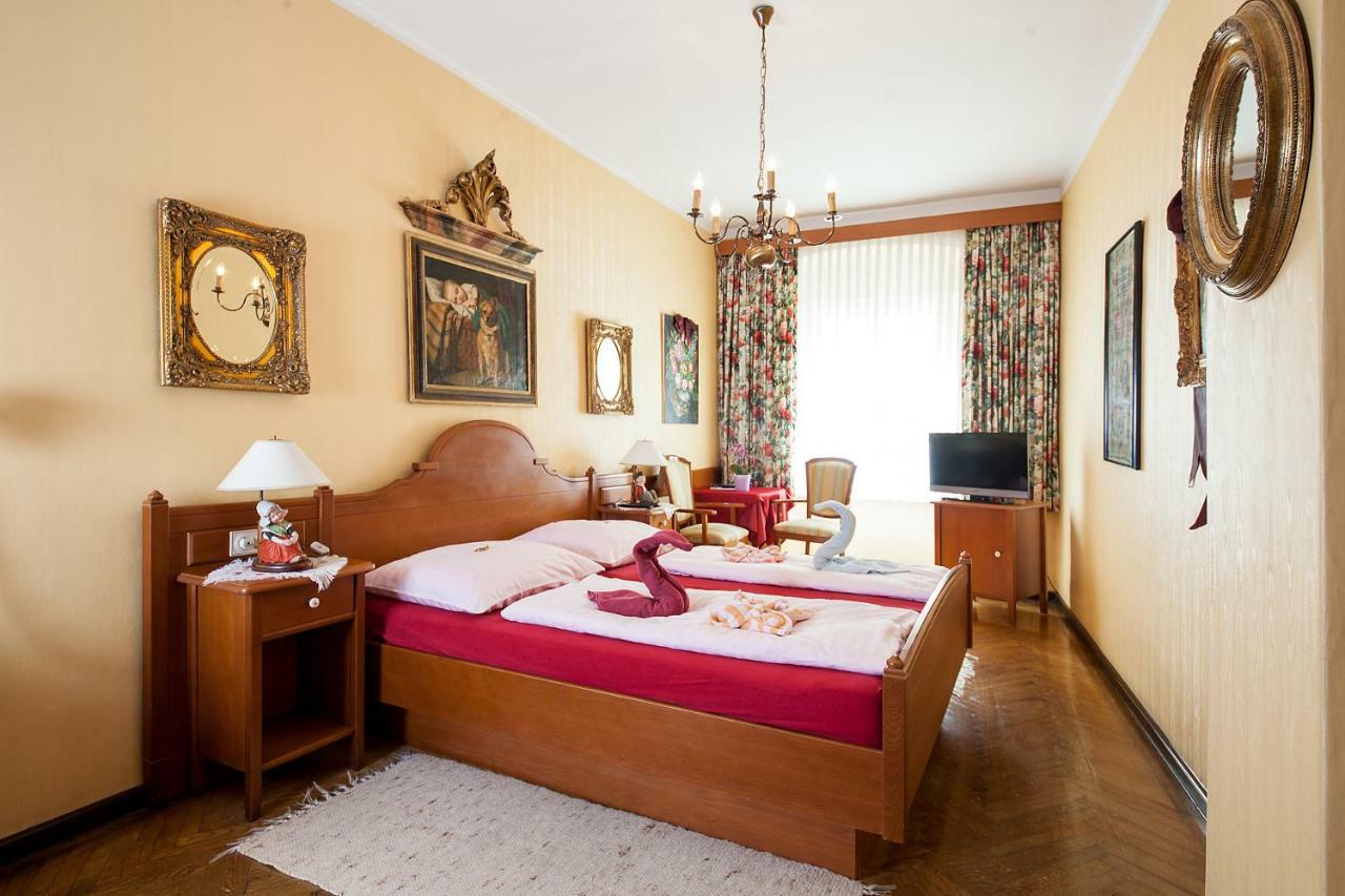 Hotel Alte Post Krems Exterior photo
