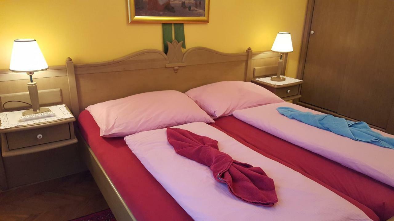Hotel Alte Post Krems Exterior photo