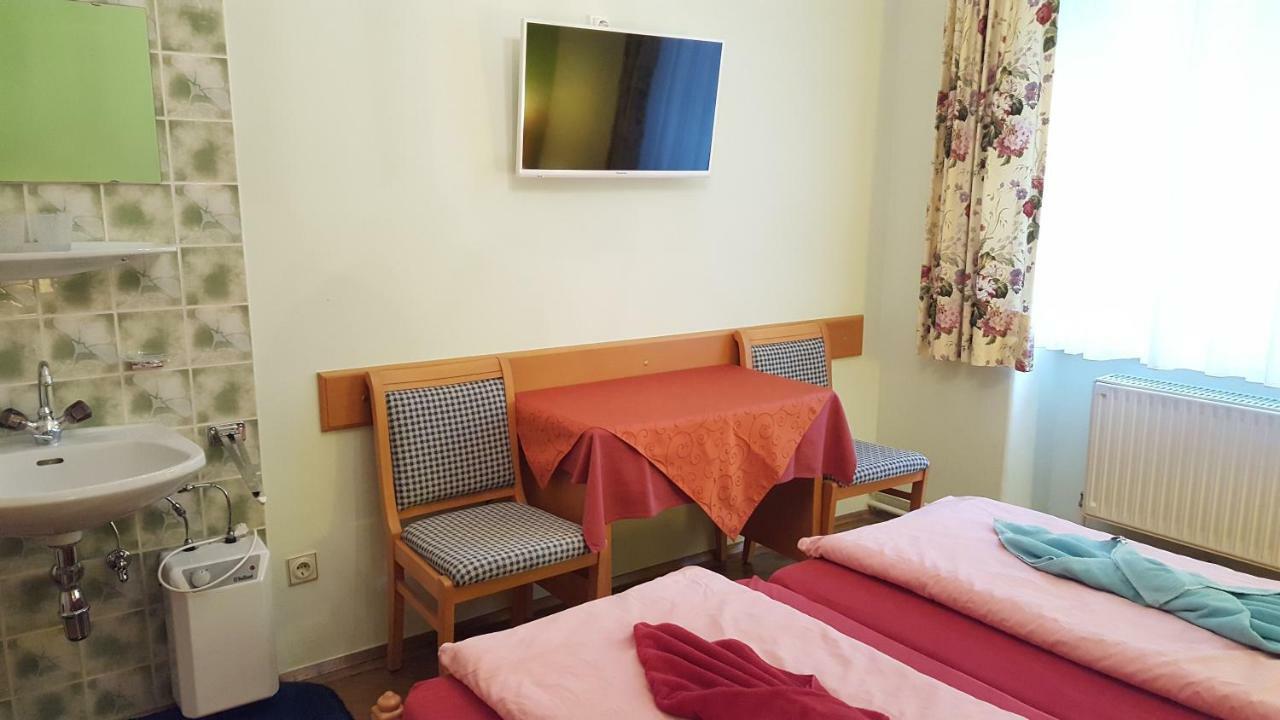 Hotel Alte Post Krems Exterior photo